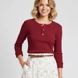 Kate Quinn Ribbed Henley Long Sleeve Top Medium‎ Burgundy Organic Cotton Spandex